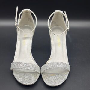 Dream Pairs Glittery Silver Heels